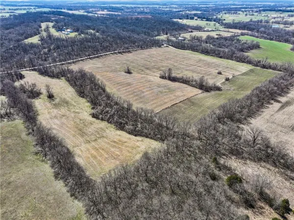 $400,000 | 0 East Tract 2 331st Street, Archie, MO 64725