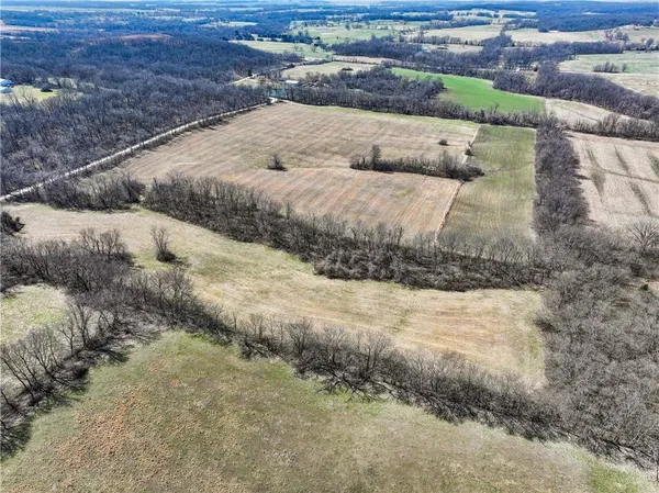 $400,000 | 0 East Tract 2 331st Street, Archie, MO 64725