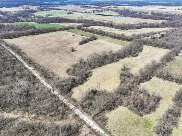 $400,000 | 0 East Tract 2 331st Street, Archie, MO 64725