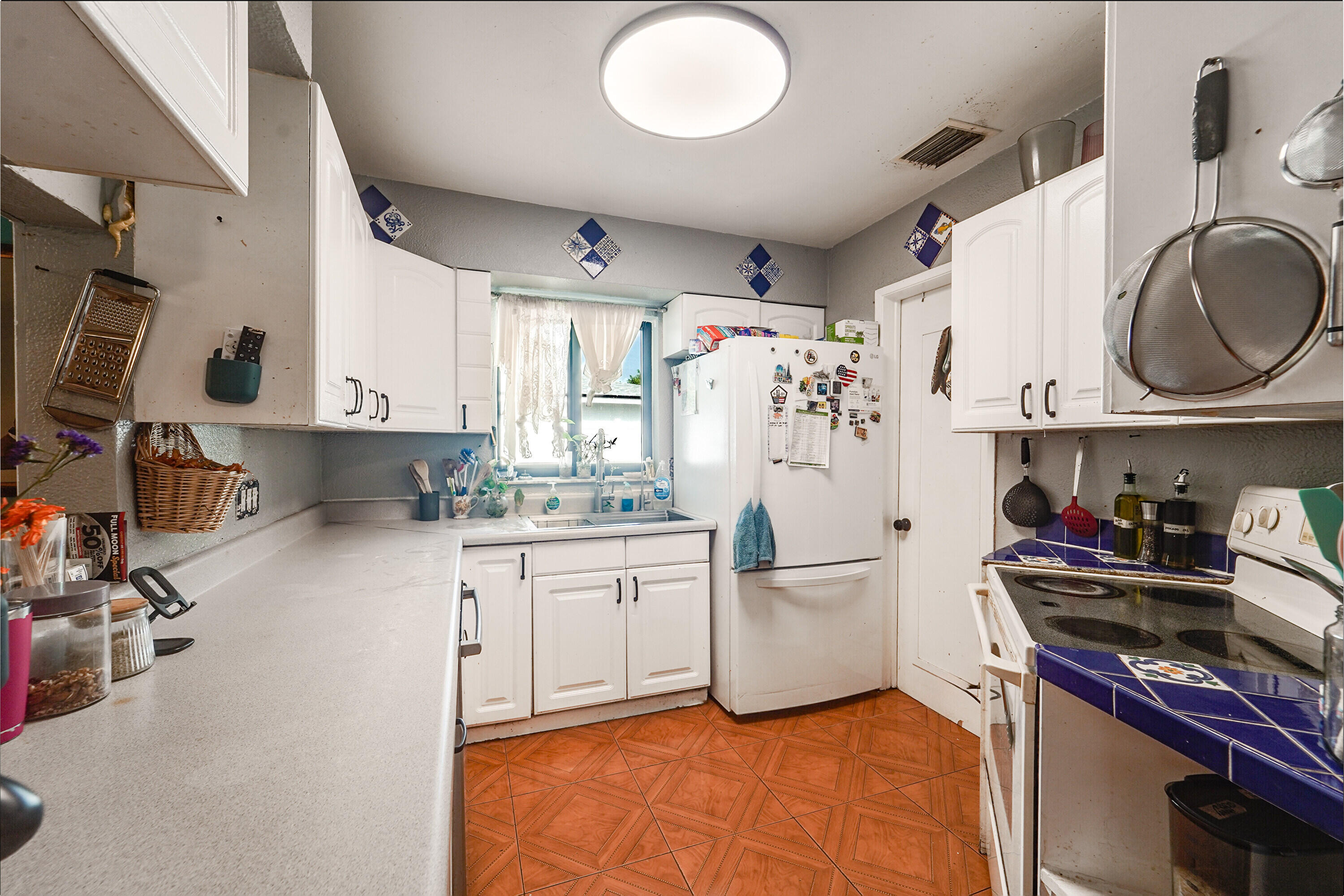 5104 Buchanan Road Delray Beach, FL 33484 - Photo 14 of 53 13_kitchen
