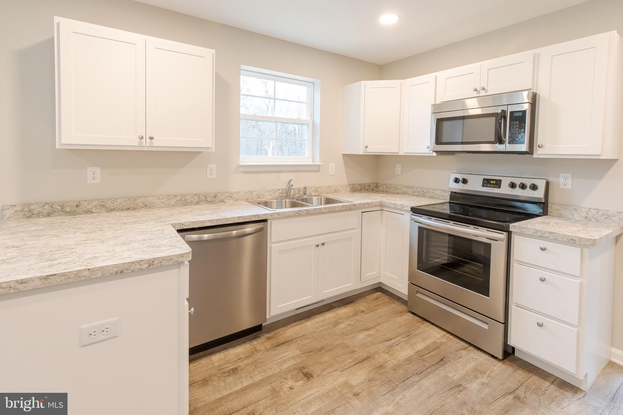 136 East Step Road Chestertown, MD 21620 - Photo 6 of 22 Stainless steel appliances. Your choice of granite
