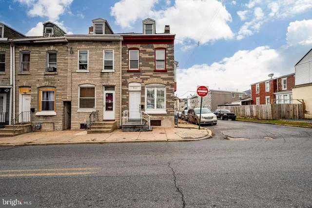 a view of multiple house