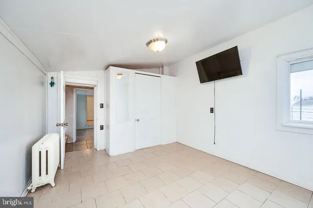 a view of under construction room