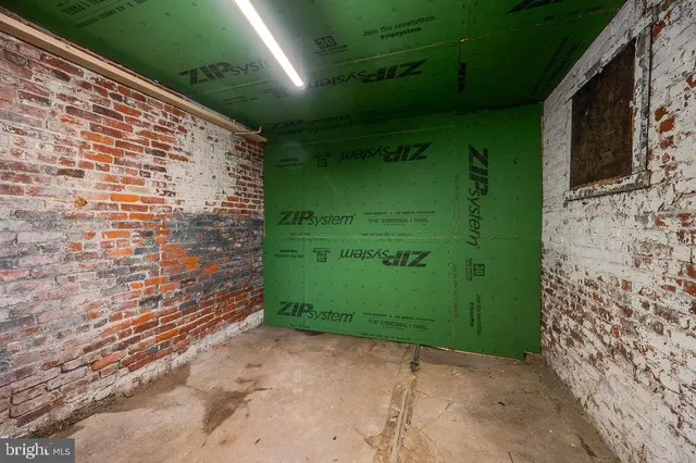 $154,900 | 933 Cotton Street, Reading, PA 19602