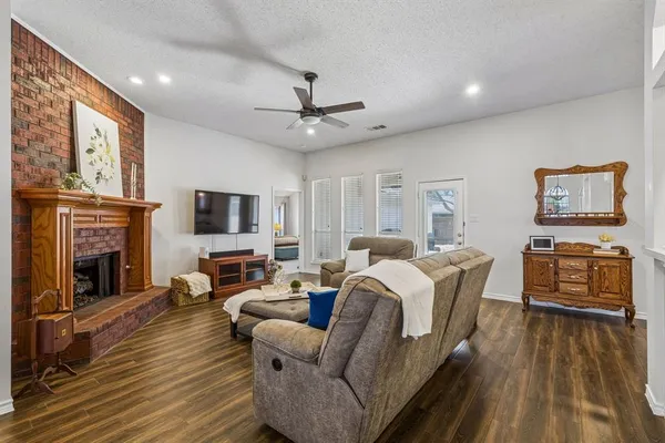 $475,000 | 748 Summerfield Drive, Allen, TX 75002
