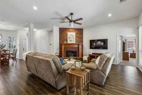 $475,000 | 748 Summerfield Drive, Allen, TX 75002