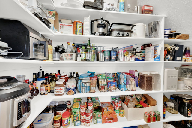 352 East Boulderville Road Oakley, UT 84055 - Photo 17 of 62 View of pantry