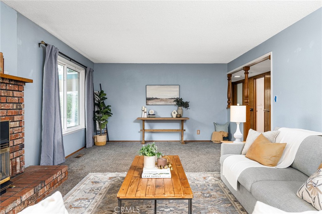 6682 Brook Way Paradise, CA 95969 - Photo 13 of 56 a living room with furniture and a window