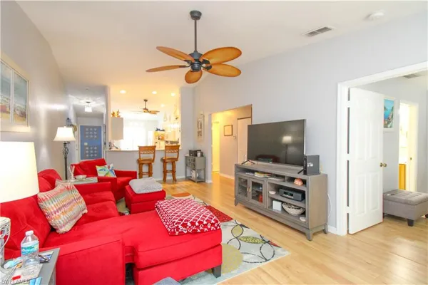 $3,200 | 28280 Pine Haven Way, Unit 93, Bonita Springs, FL 34135