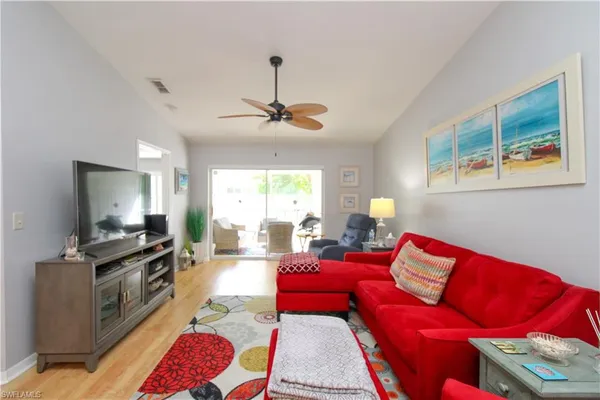 $3,200 | 28280 Pine Haven Way, Unit 93, Bonita Springs, FL 34135
