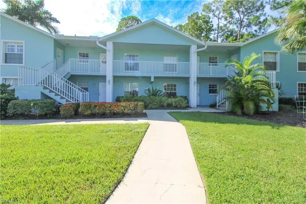 $3,200 | 28280 Pine Haven Way, Unit 93, Bonita Springs, FL 34135