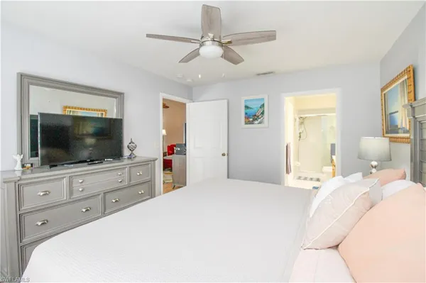 $3,200 | 28280 Pine Haven Way, Unit 93, Bonita Springs, FL 34135