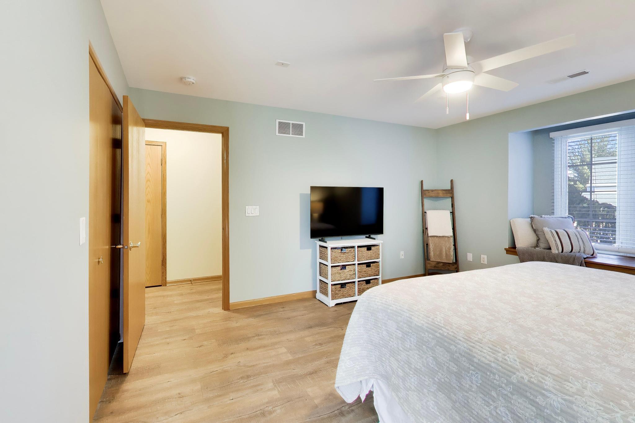 91 Potawatomi Road, Unit C4 Williams Bay, WI 53191 - Photo 12 of 29 as_0044