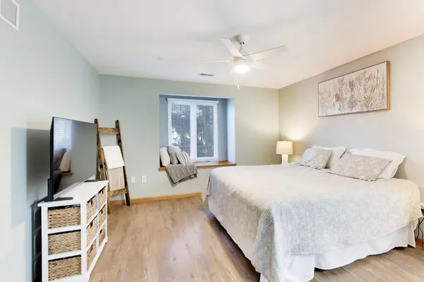 $369,000 | 91 Potawatomi Road, Unit C, Williams Bay, WI 53191