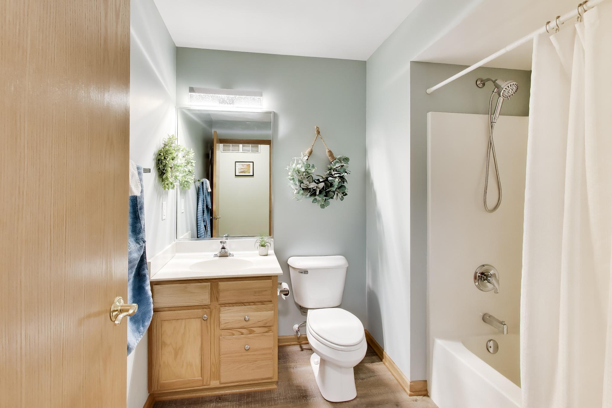 91 Potawatomi Road, Unit C4 Williams Bay, WI 53191 - Photo 20 of 29 bc_0027