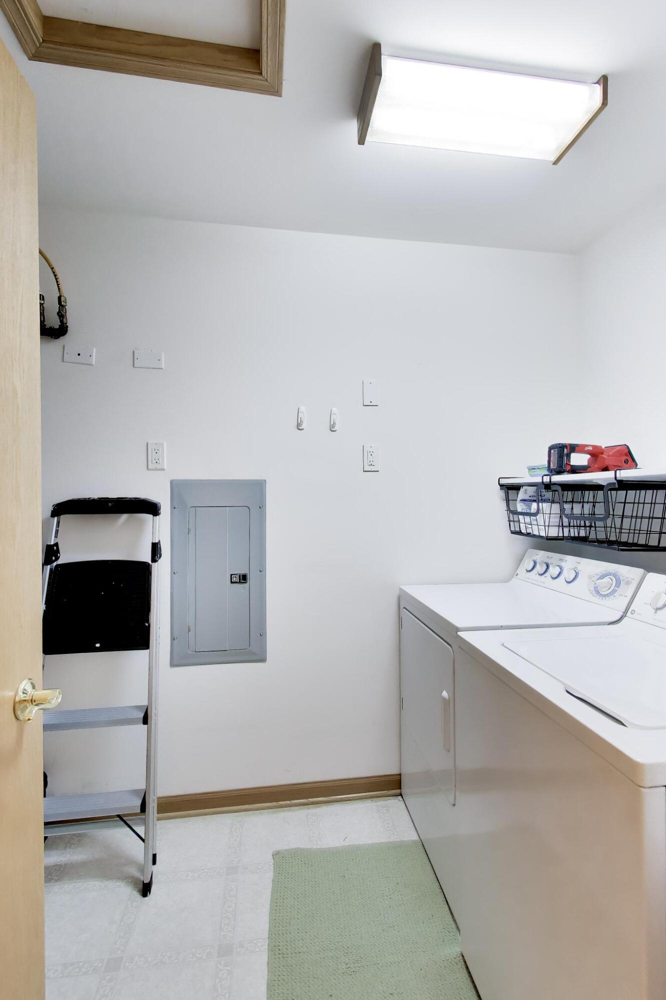 91 Potawatomi Road, Unit C Williams Bay, WI 53191 - Photo 24 of 35 bf_0026