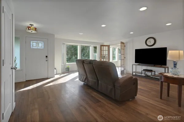 $590,000 | 10304 63rd Ave Court East, Puyallup, WA 98373