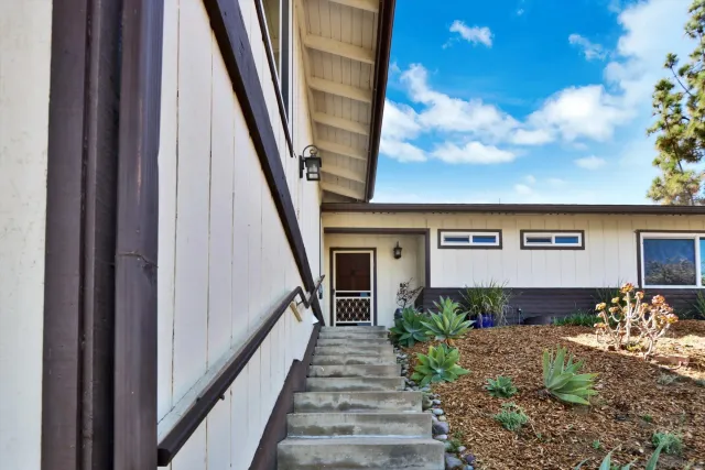 $799,000 | 12063 Gay Rio Way, Lakeside, CA 92040