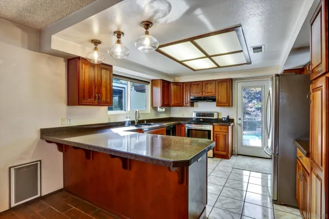 $799,000 | 12063 Gay Rio Way, Lakeside, CA 92040