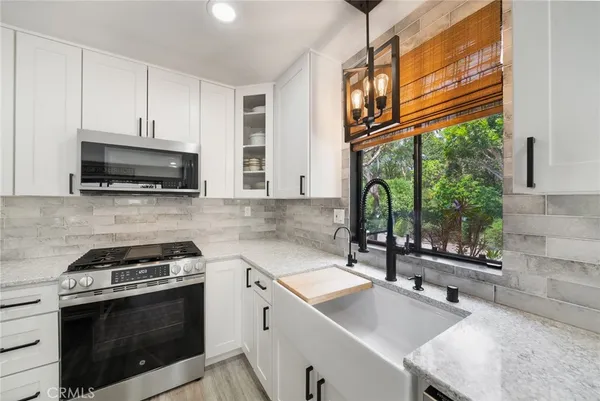 $899,999 | 15 Big Dipper Court, Unit 24, Newport Beach, CA 92663