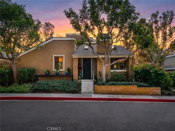 $899,999 | 15 Big Dipper Court, Unit 24, Newport Beach, CA 92663
