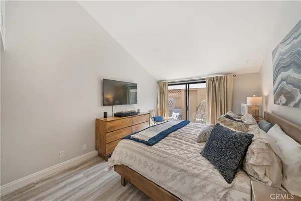 $899,999 | 15 Big Dipper Court, Unit 24, Newport Beach, CA 92663