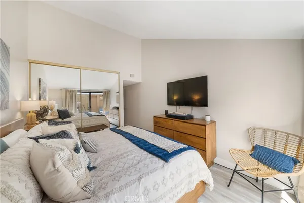 $899,999 | 15 Big Dipper Court, Unit 24, Newport Beach, CA 92663