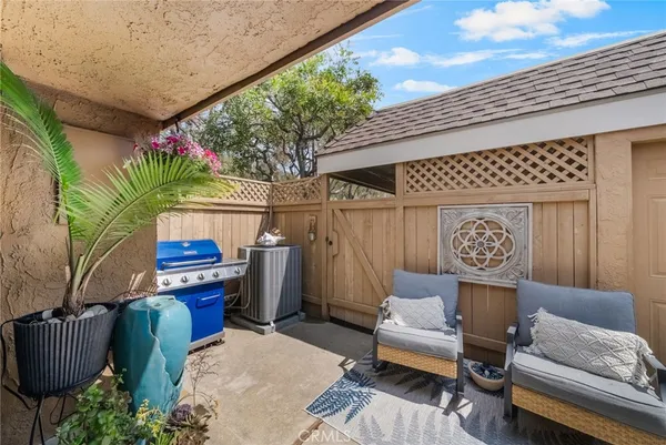 $899,999 | 15 Big Dipper Court, Unit 24, Newport Beach, CA 92663