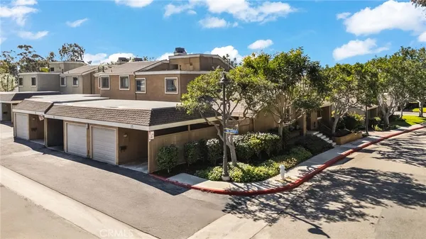 $899,999 | 15 Big Dipper Court, Unit 24, Newport Beach, CA 92663