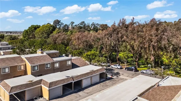 $899,999 | 15 Big Dipper Court, Unit 24, Newport Beach, CA 92663