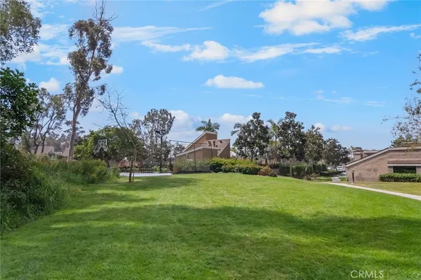 $899,999 | 15 Big Dipper Court, Unit 24, Newport Beach, CA 92663