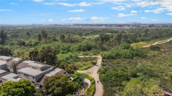 $899,999 | 15 Big Dipper Court, Unit 24, Newport Beach, CA 92663