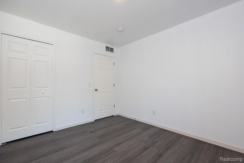 35410 Van Born Road, Unit 305 Wayne, MI 48184 - Photo 36 of 39