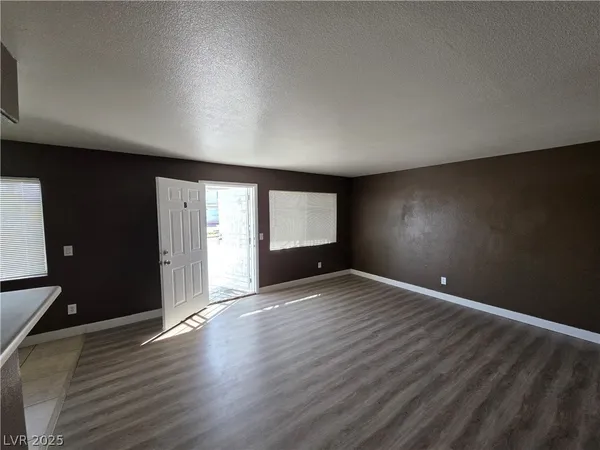 $850 | 5165 East Glendale Avenue, Unit B, Las Vegas, NV 89156