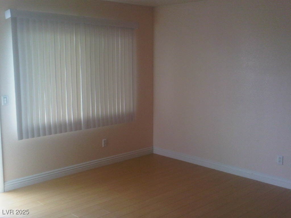 5165 East Glendale Avenue, Unit B Las Vegas, NV 89156 - Photo 12 of 19