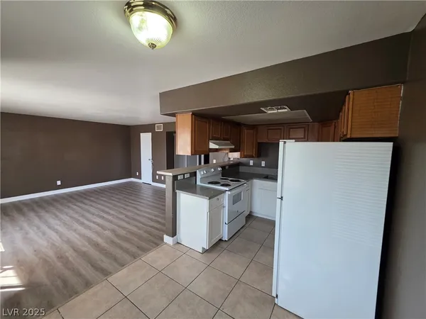 $850 | 5165 East Glendale Avenue, Unit B, Las Vegas, NV 89156