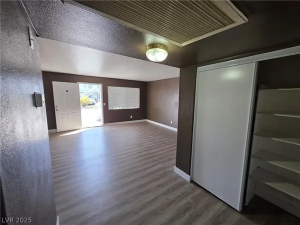 $850 | 5165 East Glendale Avenue, Unit B, Las Vegas, NV 89156