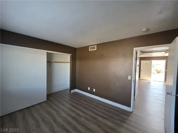 $850 | 5165 East Glendale Avenue, Unit B, Las Vegas, NV 89156