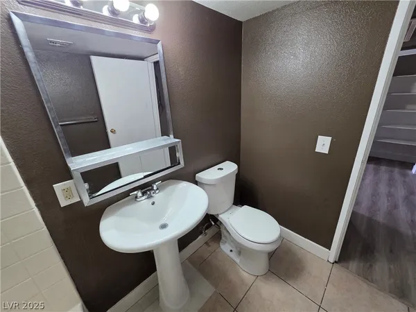 $850 | 5165 East Glendale Avenue, Unit B, Las Vegas, NV 89156