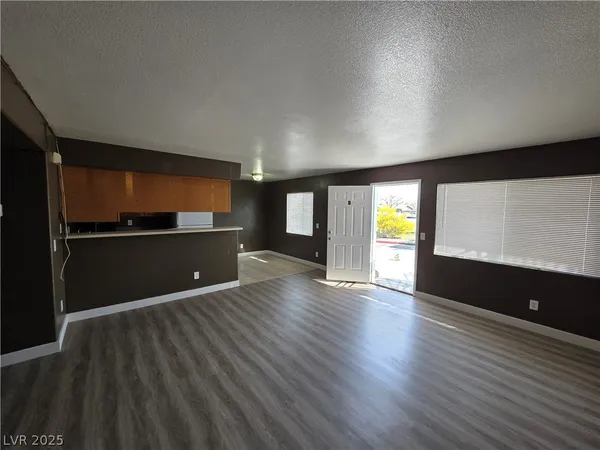 $850 | 5165 East Glendale Avenue, Unit B, Las Vegas, NV 89156