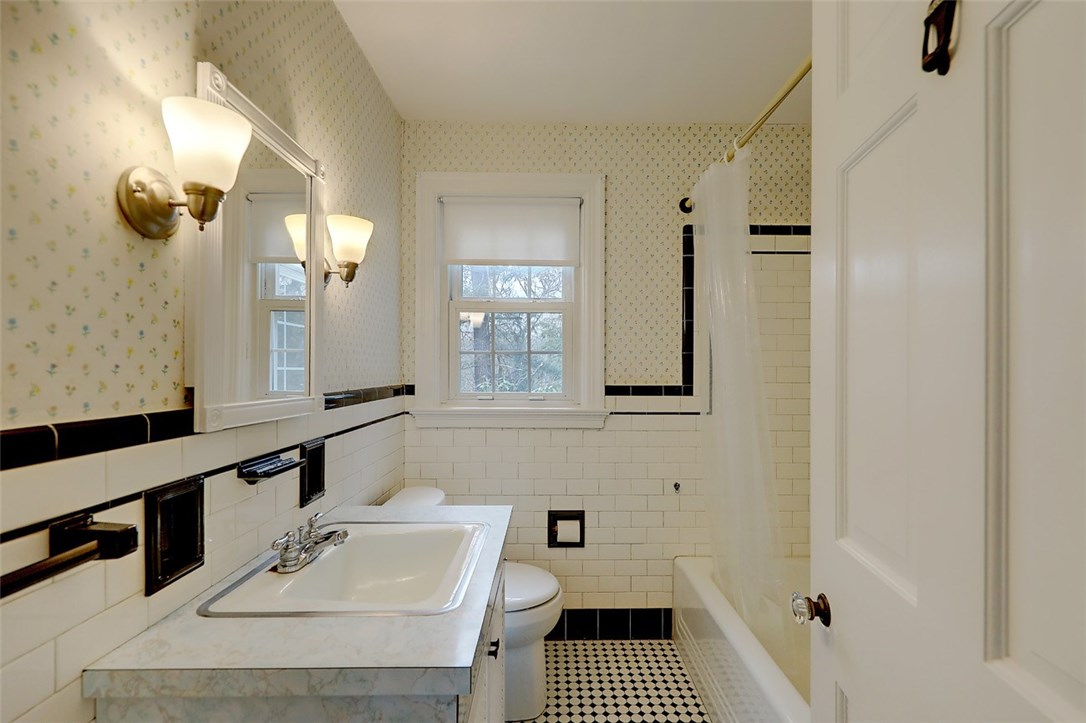 11 Seba Kent Road Pawtucket, RI 02861 - Photo 19 of 21 Gallery Image 19