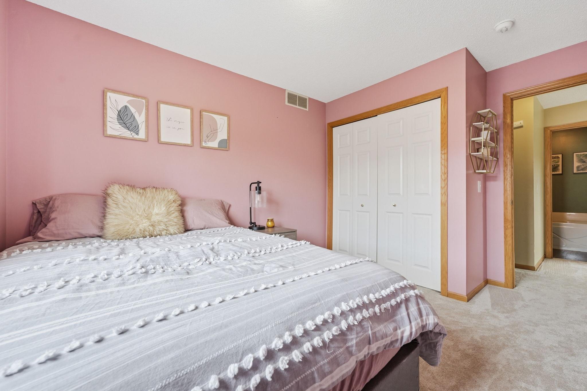 2222 Boulder Pointe Shakopee, MN 55379 - Photo 26 of 30