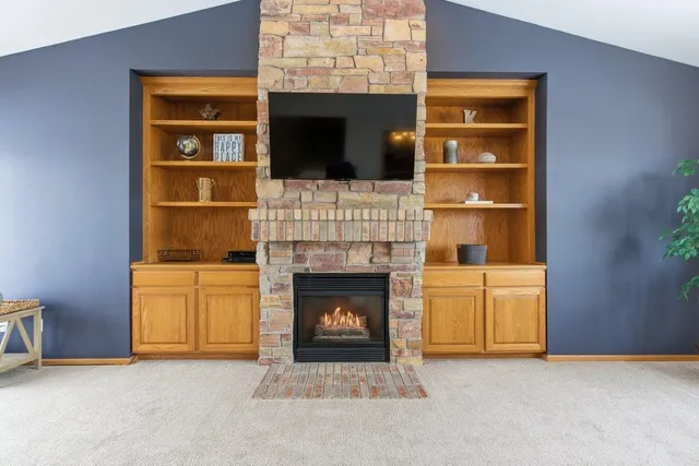 $685,000 | 925 Lexington Way, Waunakee, WI 53597