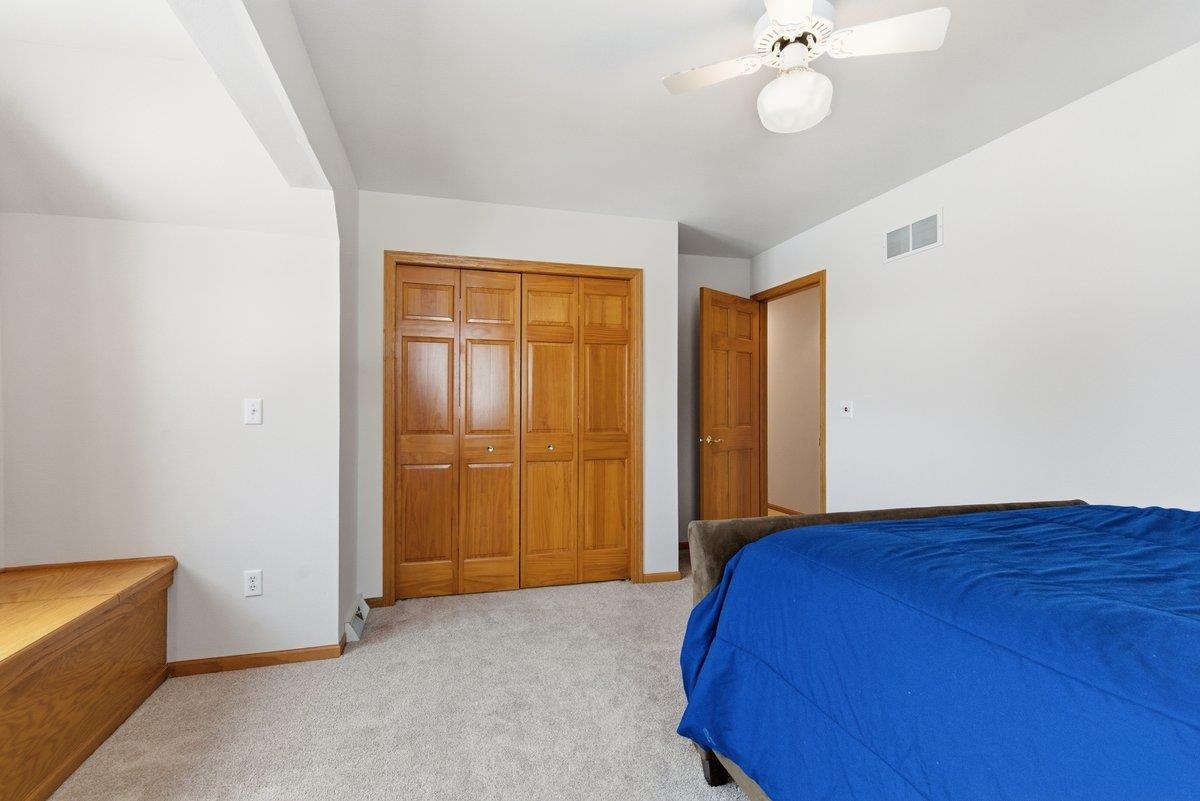 925 Lexington Way Waunakee, WI 53597 - Photo 28 of 41