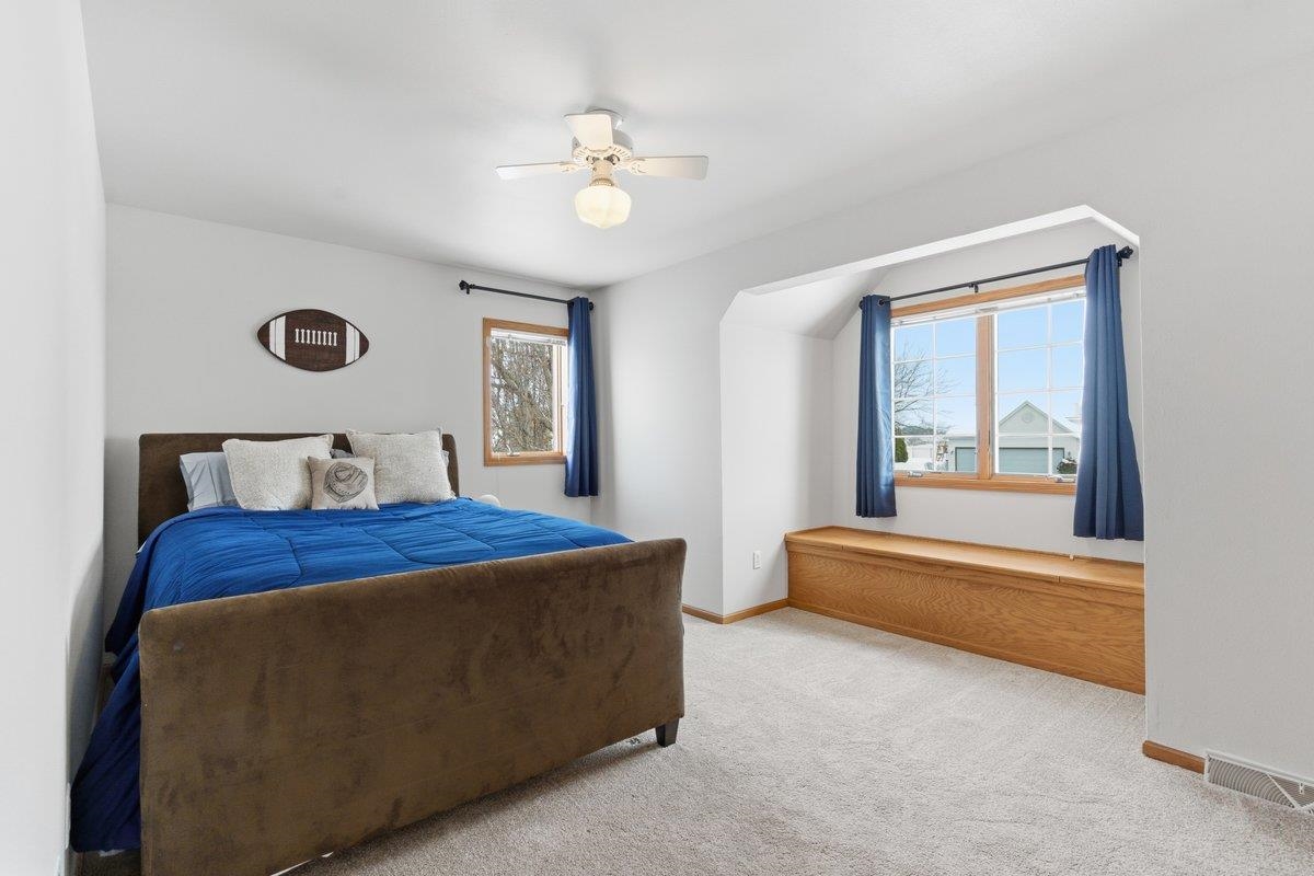 925 Lexington Way Waunakee, WI 53597 - Photo 29 of 41