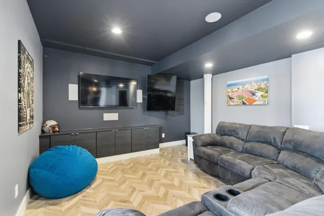 $685,000 | 925 Lexington Way, Waunakee, WI 53597