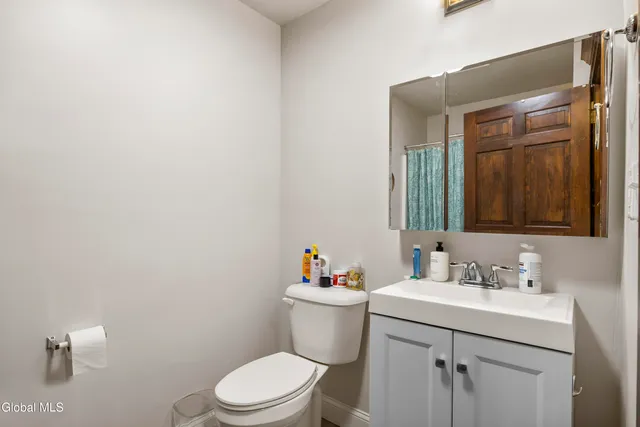 $1,190,000 | 82 North Pearl Street, Albany, NY 12210