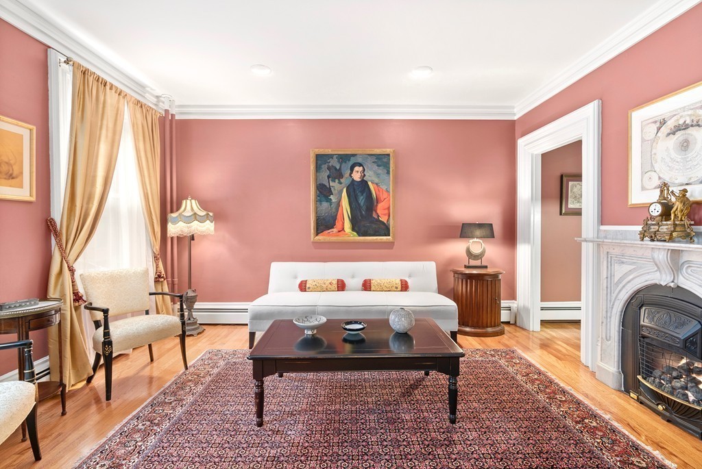 32 Winthrop Street Boston, MA 02129 - Photo 1 of 28