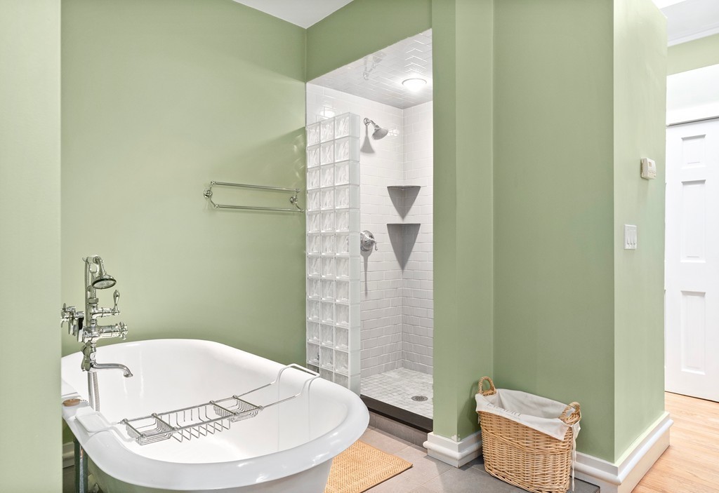32 Winthrop Street Boston, MA 02129 - Photo 12 of 28