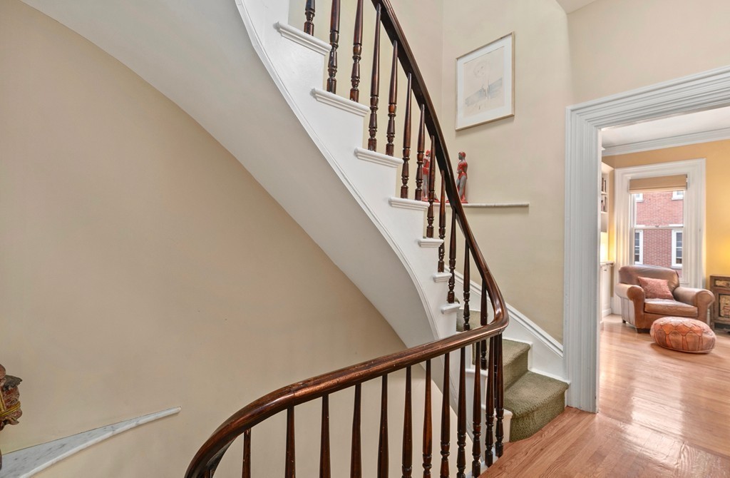 32 Winthrop Street Boston, MA 02129 - Photo 15 of 28